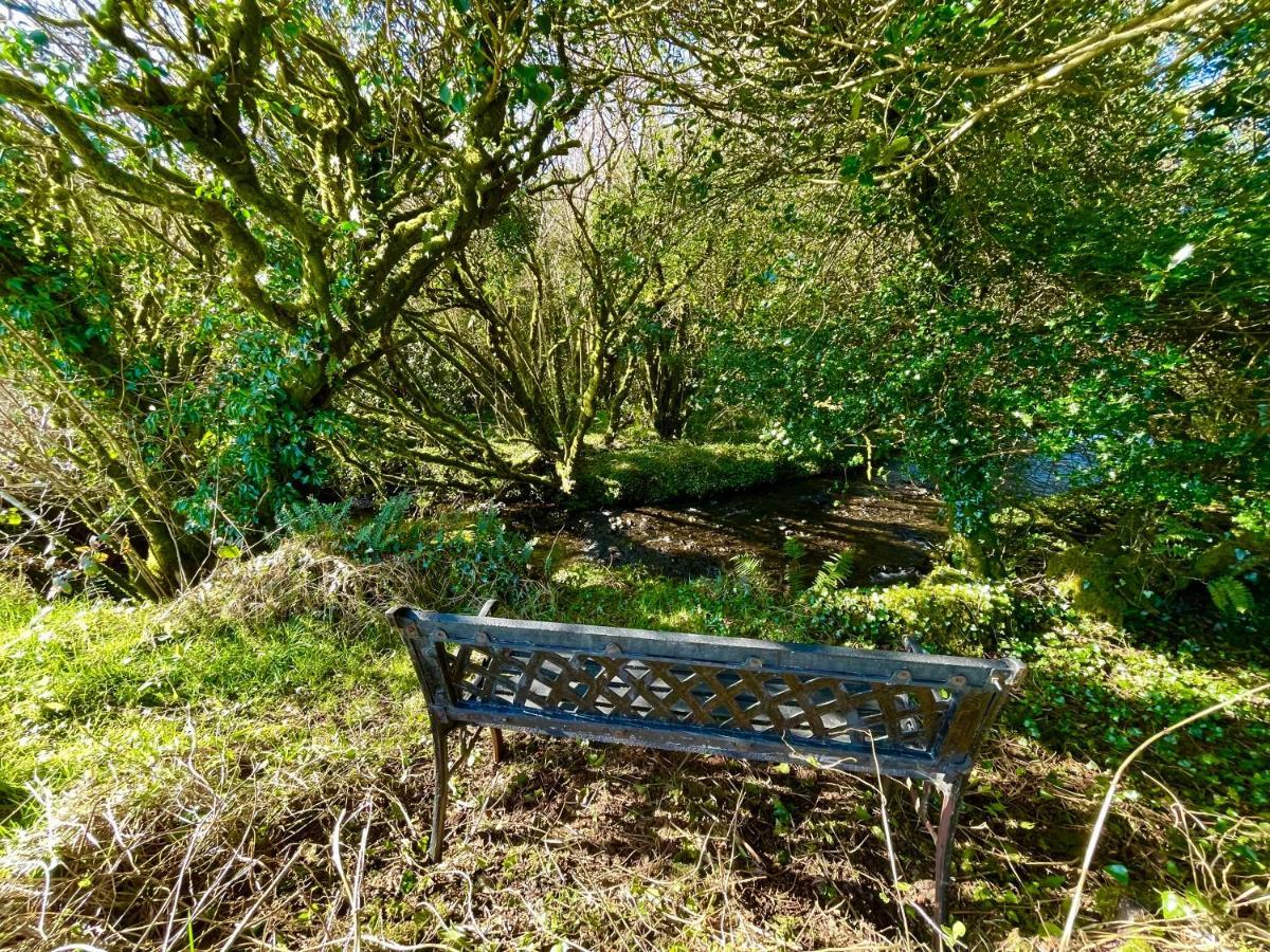 Hotel Stepping Stones Glamping Little Red Bantry Exterior foto